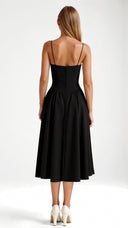 Corset-Style Midi Dress – Strapless & Pleated Design